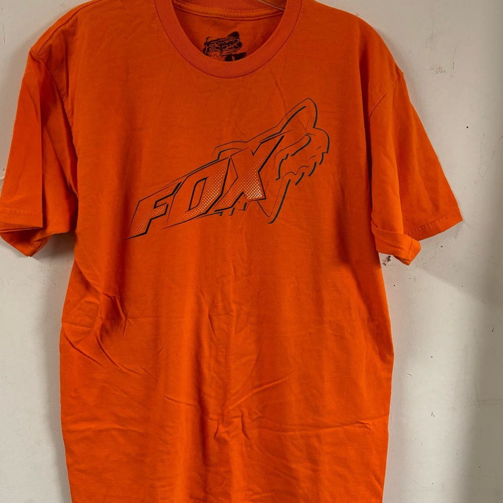Men’s Fox Orange T-shirt size Large